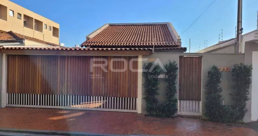 Casa padrão à venda no jardim lutfalla, são carlos: 3 dormitórios, suíte, 2 garagens cobertas.