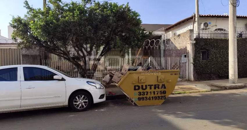 Casa comercial para alugar no Centro de São Carlos com 3 dormitórios