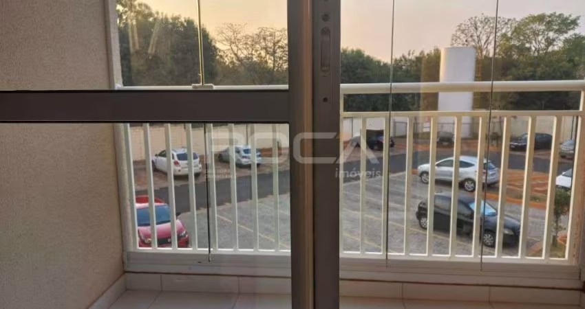 Apartamento à venda com 2 dormitórios e suíte no Parque Sabará, São Carlos