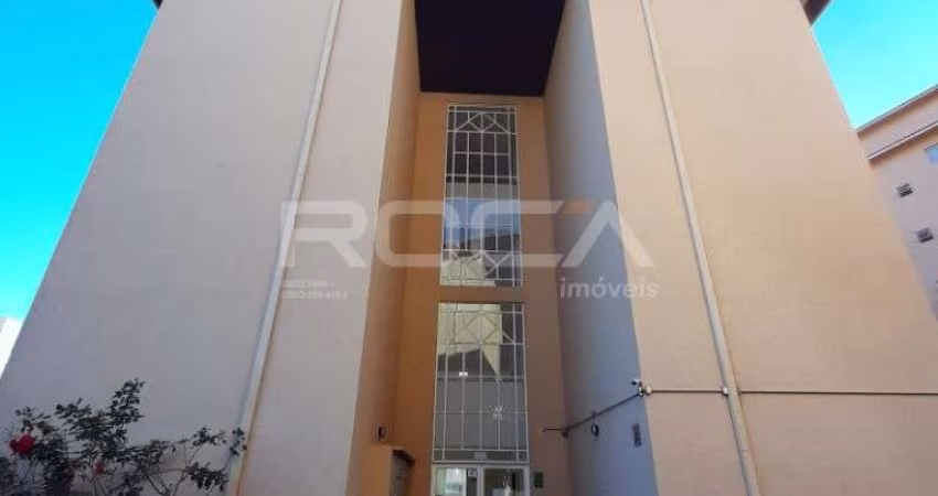 Apartamento de 2 dormitórios com suíte e áreas de lazer em São Carlos