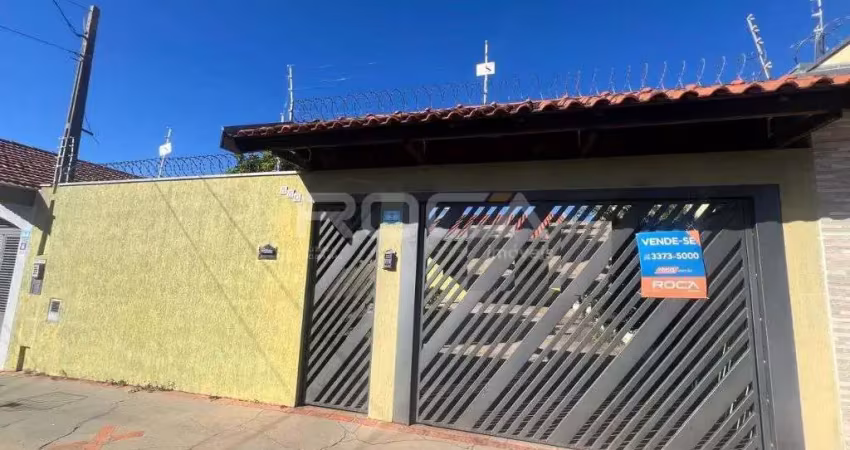Casa à venda no residencial itamarati, são carlos - 2 dormitórios e amplo quintal!