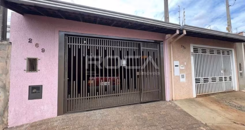 Casa à venda na Vila Carmem, São Carlos: 2 dormitórios, suíte, 2 garagens