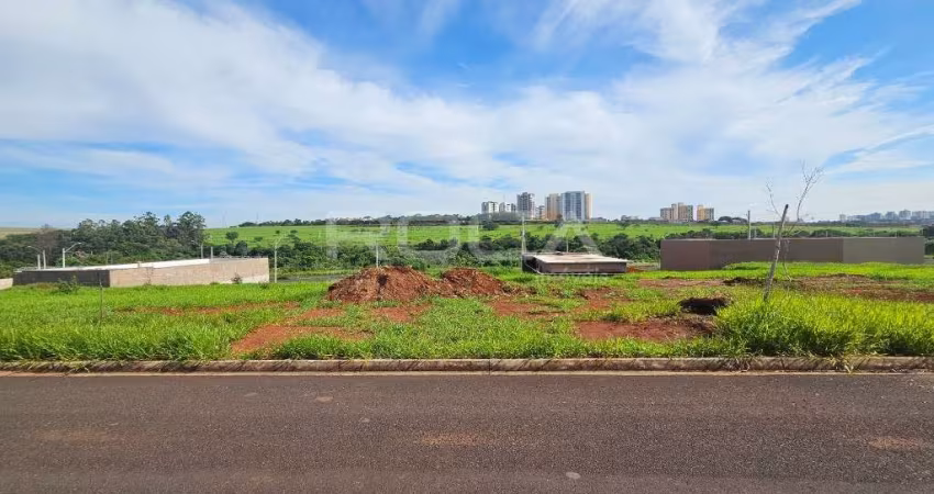 Terreno Padrão à venda no Residencial Salto do Monjolinho em São Carlos