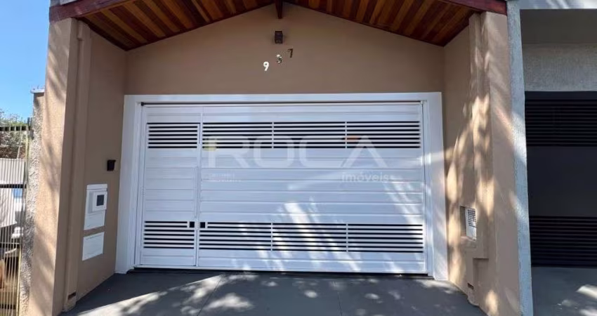 Casa à venda no Jardim Bandeirantes, São Carlos - 2 dormitórios, suíte, garagem coberta