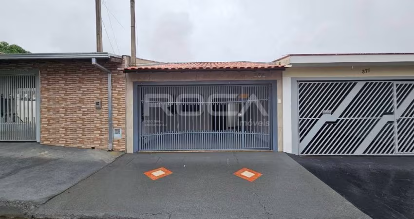 Casa padrão com churrasqueira no bairro Jardim Tangará em São Carlos