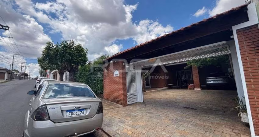 Casa padrão com 3 dormitórios e 5 garagens na Vila São José, São Carlos