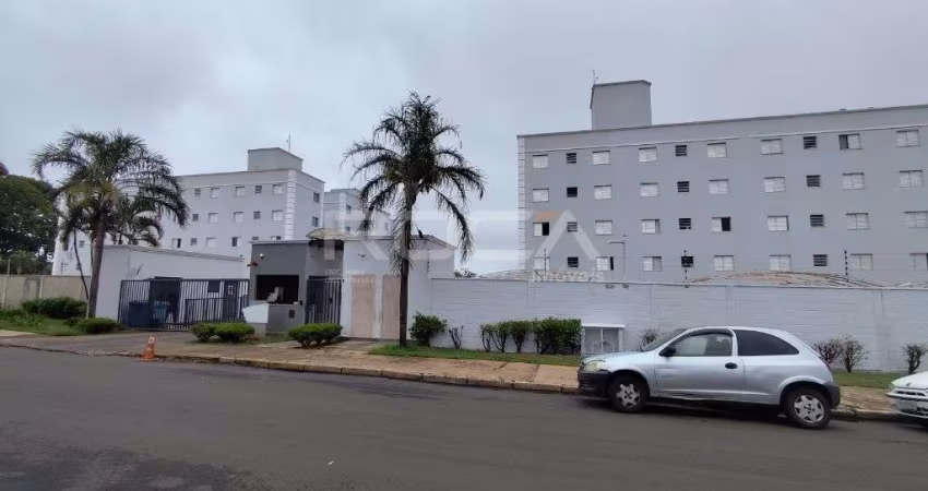 Aluguel de Apartamento Padrão com 2 Dormitórios na Vila Izabel, São Carlos
