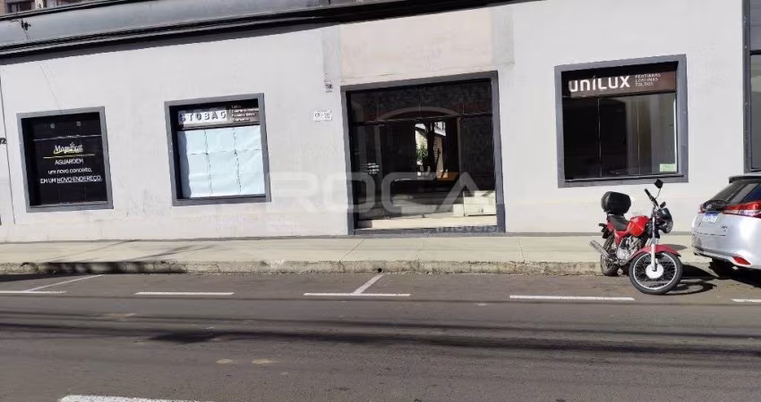 Aluguel de Salão Comercial no Centro de São Carlos | 2 Banheiros