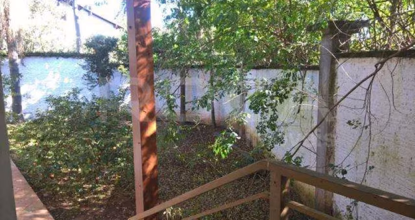 Casa padrão para alugar no Centro de São Carlos - 3 dormitórios e 2 banheiros