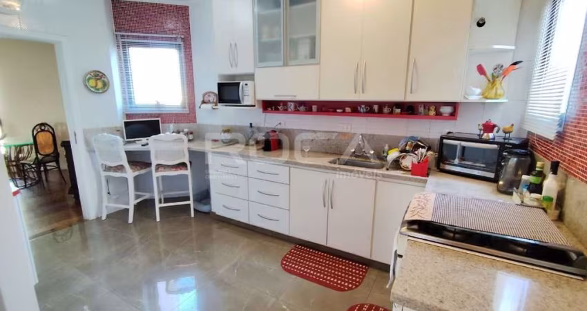 Aluguel de Apartamento Padrão com 2 Dormitórios no Jardim Bethânia em São Carlos