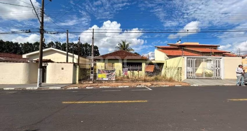 Casa com 3 quartos à venda na Rua Paulino Carlos, 533, Centro, Ibaté