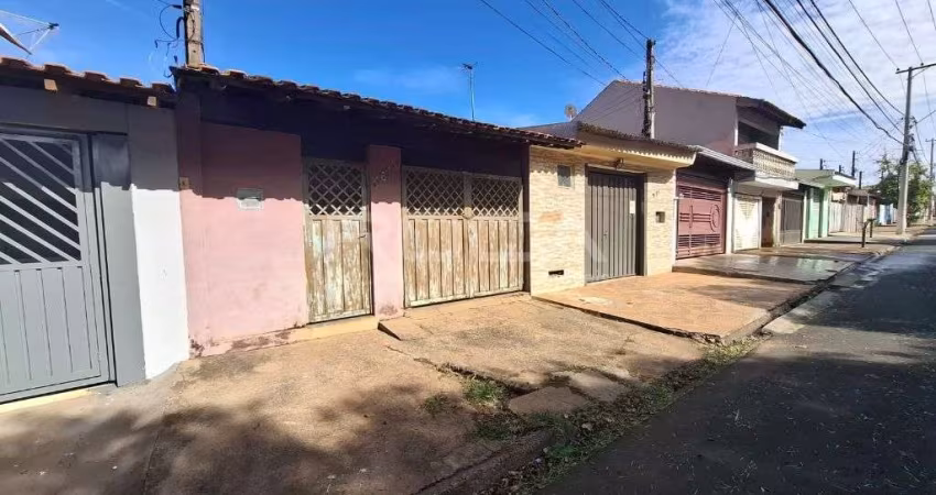Casa à venda no Parque Sisi em São Carlos - 3 dormitórios com churrasqueira