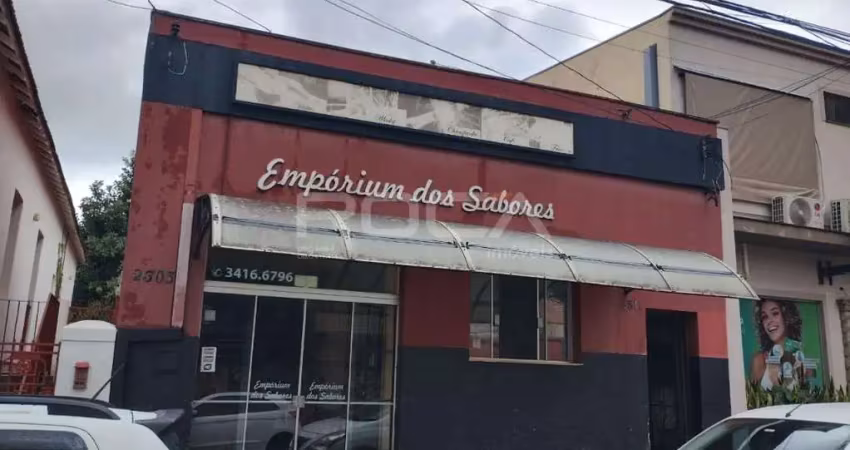 Casa comercial à venda no centro de são carlos com 1 dormitório e 2 cozinhas