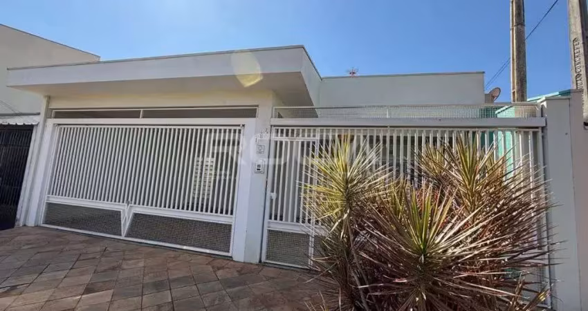 Casa de padrão à venda em vila brasília, são carlos - 3 dormitórios com edícula