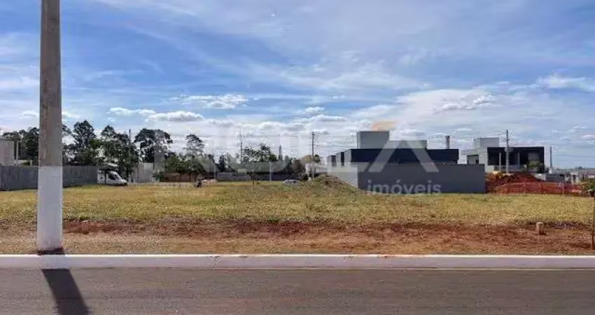 Terreno à venda no condomínio recanto do sabiá em são carlos