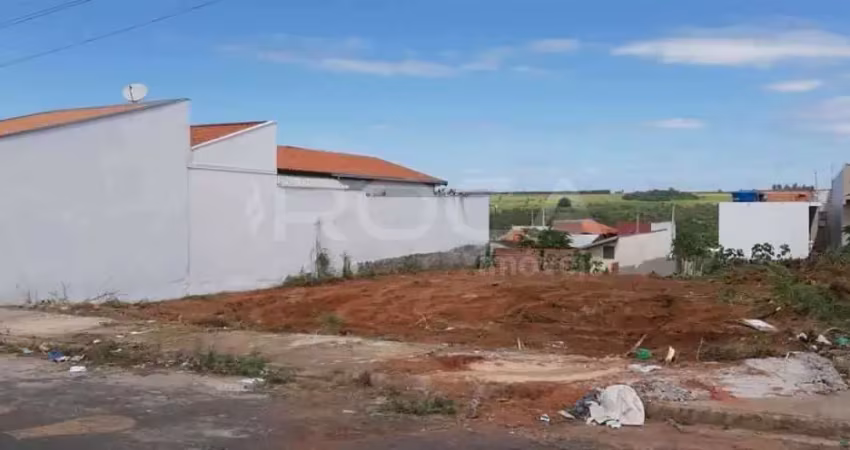 Terreno à venda na Rua Augusto Barbosa, Cidade Aracy, São Carlos