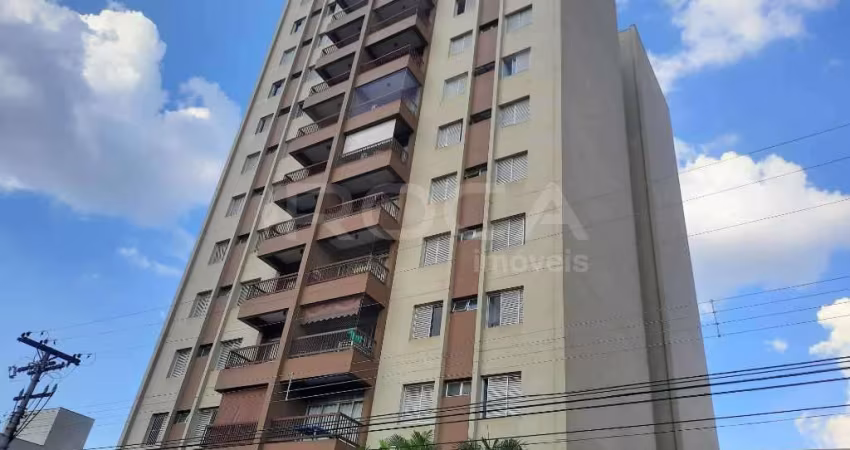 Apartamento de 3 dormitórios com garagem à venda e locação no Centro de São Carlos