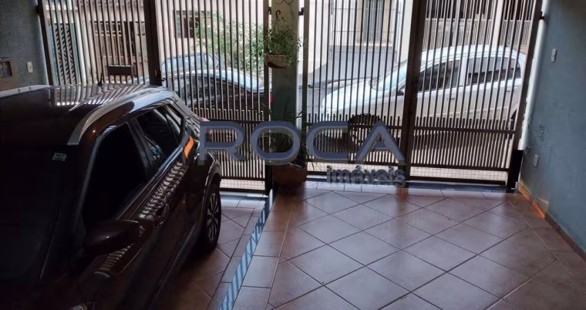 Casa Padrão à Venda no Jardim Medeiros, São Carlos - 3 Dormitórios e Suíte