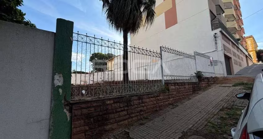 Terreno à venda no centro de são carlos com canil e poço artesiano