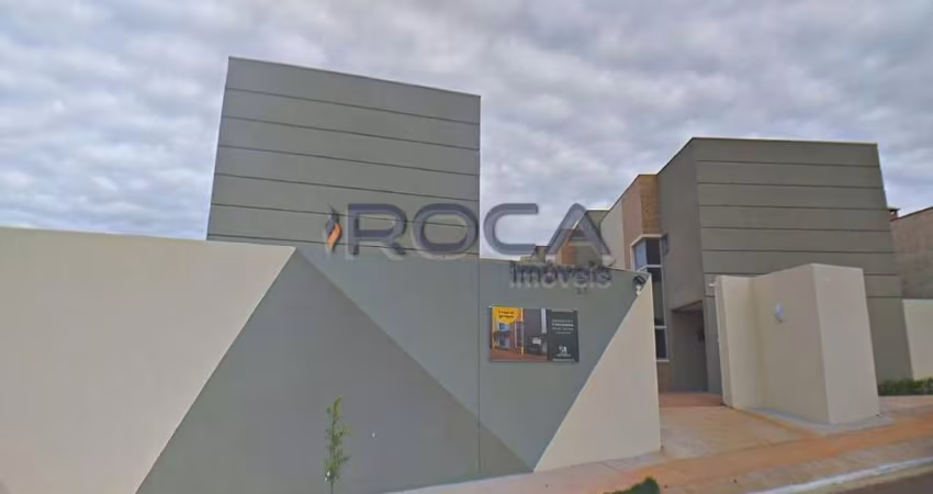 Casa padrão à venda no Jardim Cardinalli, São Carlos - 3 dormitórios, suíte e 2 garagens