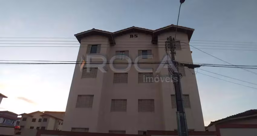 Venda de Apartamentos / Padrão na cidade de São Carlos
