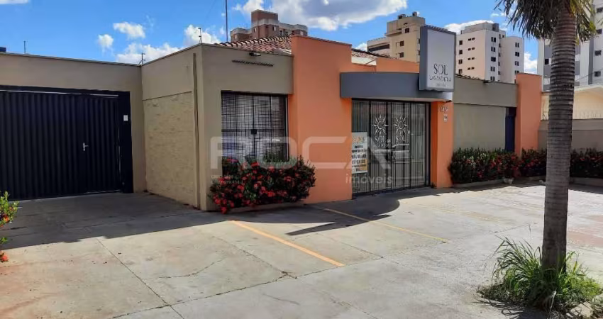 Casa com 4 quartos para alugar no Centro, São Carlos 