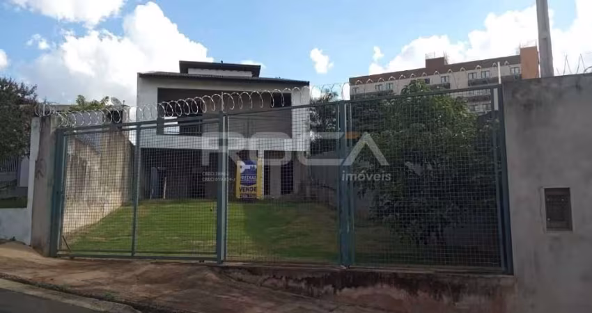Casa Padrão à venda em Jardim Paraíso, São Carlos - 3 dormitórios e suíte