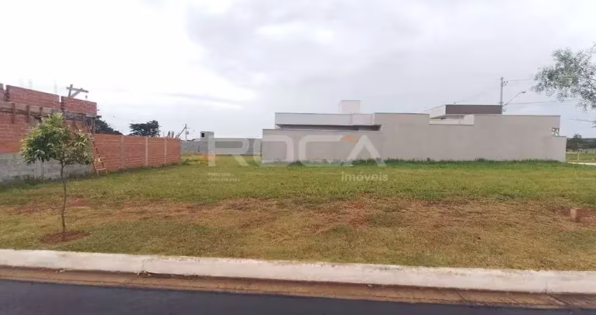 Terreno à venda no condomínio recanto do sabiá em são carlos