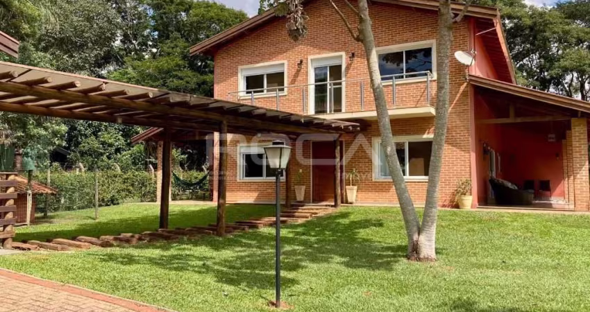 Chácara de Luxo em São Carlos: 3 dormitórios e área de lazer completa!