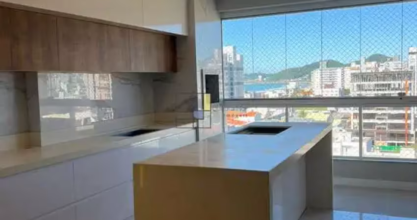 Apartamento 1 suíte + 2 dormitórios a 150m da praia central de navegantes/sc