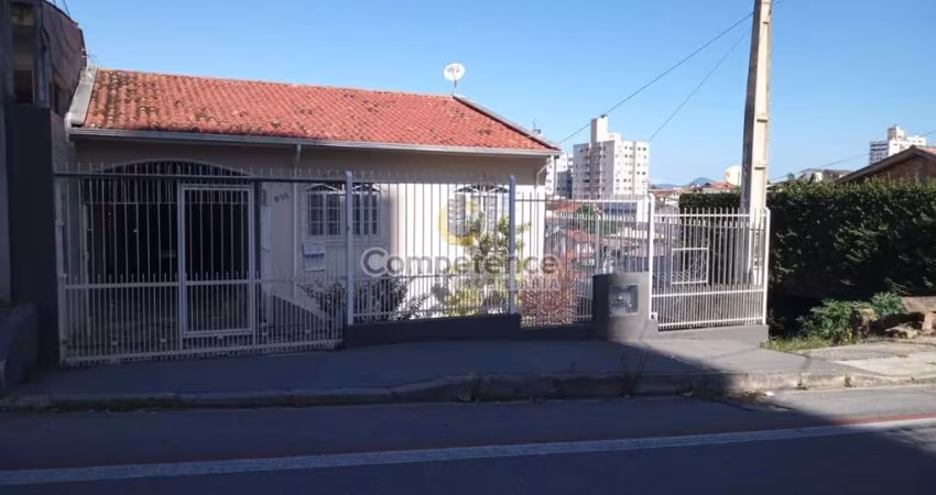 Casa para Venda em São José, Barreiros, 3 dormitórios, 1 suíte, 3 banheiros, 3 vagas