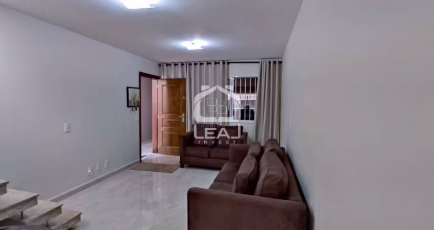 Sobrado de 120 m² com 3 dormitórios, garagem para 4 carros e sala de jantar, à venda por R$ 1.100.0