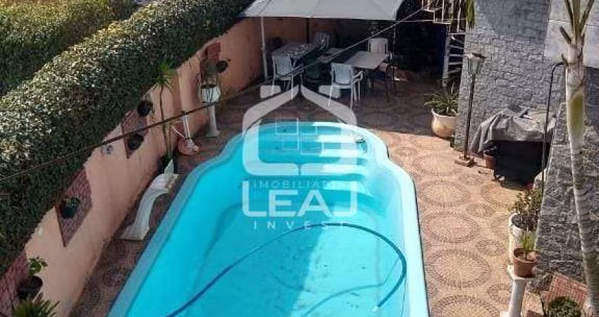 Sobrado com 3 dormitórios e 3 vagas de garagem à venda, 142 m² por R$ 999.000,00 - Parque Maria Hel