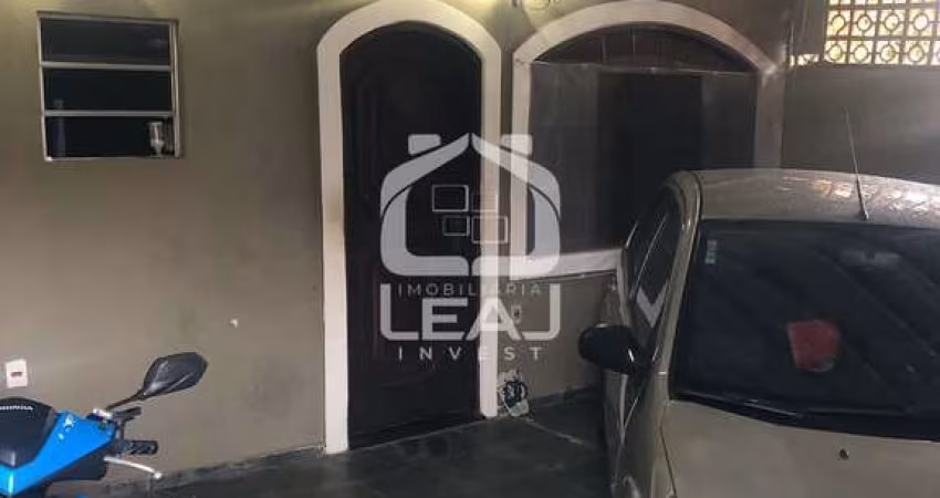 Sobrado à venda R$ 280.000,00, 3 dormitórios, 2 vagas de garagem  Alto da Riviera, São Paulo, SP