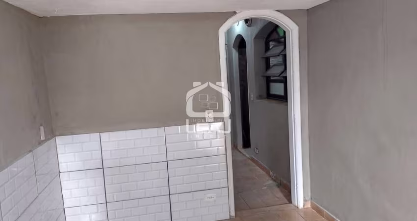 Casa com 2 dormitórios para alugar, 80 m² por R$ 1.700,00/mês - Capão Redondo - São Paulo/SP