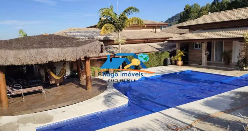 Casa em condomínio de alto padrão na represa bragança
