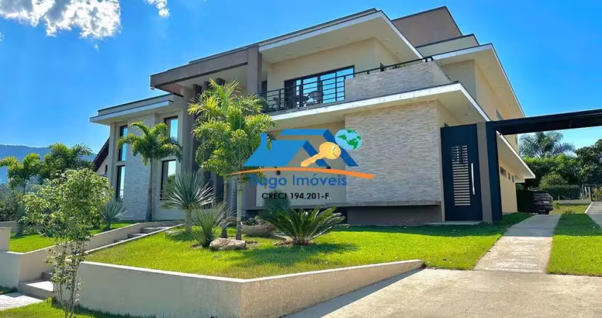Casa a venda em condomínio em joanópolis no coração da cidade