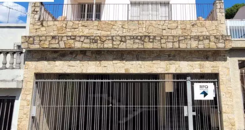 Casa bem grande na vila monumento podendo subdividir ela em duas!!