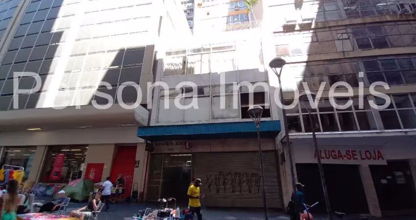 Sala com banheiro na galeria edith – centro histórico – porto alegre - rs