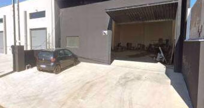 Barracão para Locação na Zona Sul: Espaço Versátil para o seu Negócio!