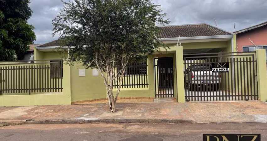 Casa à Venda ou Locação no Columbia IV