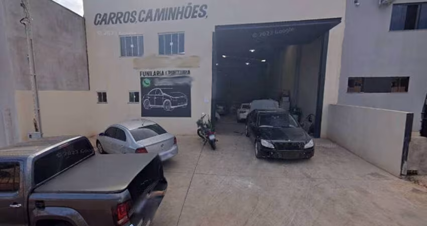 Barracão no Jardim Mônaco 2 com Renda Mensal de R$ 3.500,00