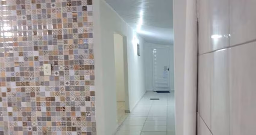 Casa à Venda no Conjunto Araucária - Oportunidade Única!