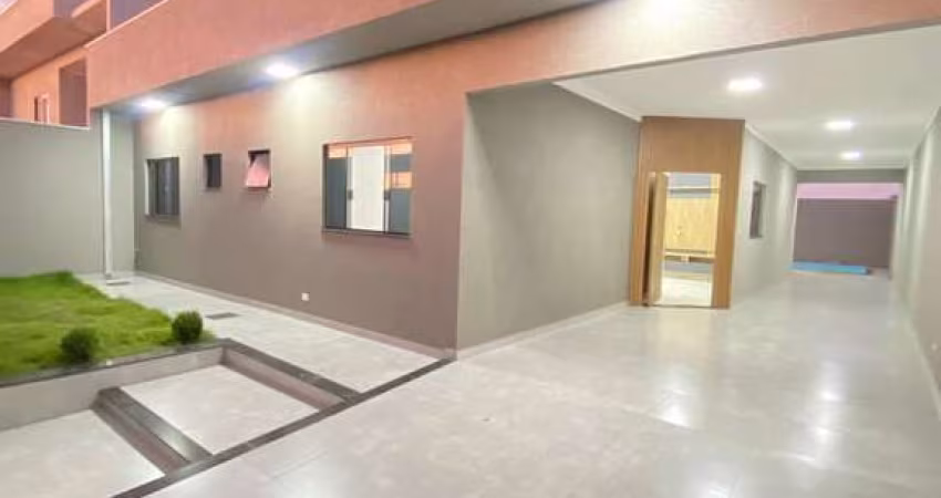 LINDA CASA COM PISCINA NO JARDIM MÔNACO 2