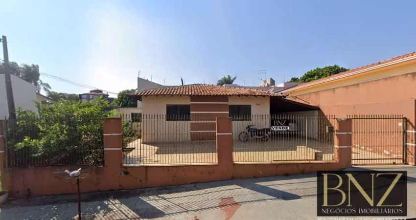 Casa à venda no Centro