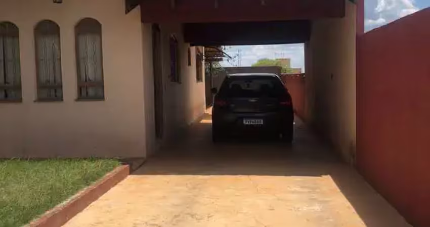 Casa com 2 quartos à venda no Jardim Imperial, Arapongas 