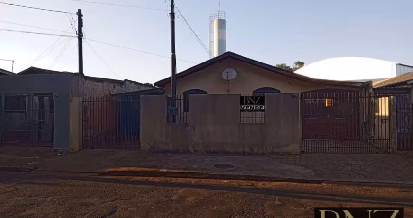 Casa com 4 quartos à venda no Conjunto Palmares, Arapongas 