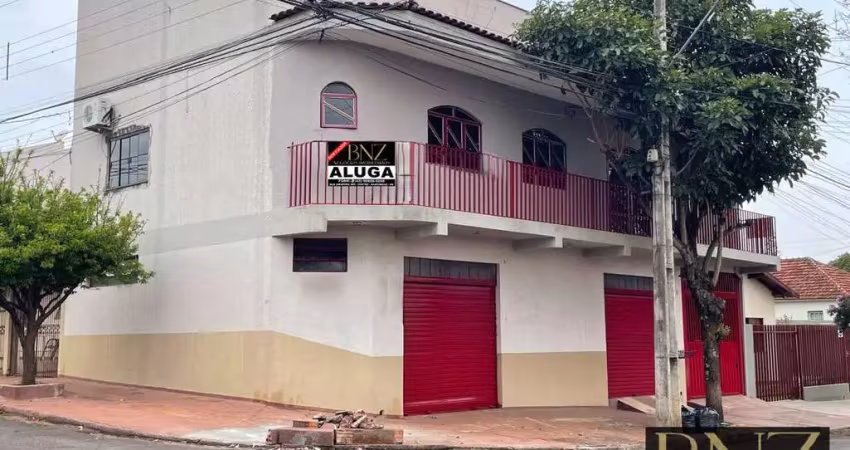 Casa com 3 quartos para alugar na Vila São João, Arapongas 