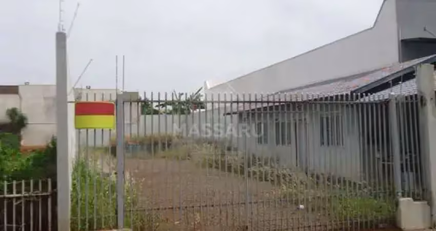 INVISTA EM TERRENO INTEIRO NO JARDIM REBOUÇAS
