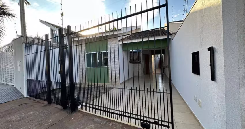 Casa com 3 quartos à venda na Rua Sebastião de Paula e Silva, 495, Parque Avenida, Maringá
